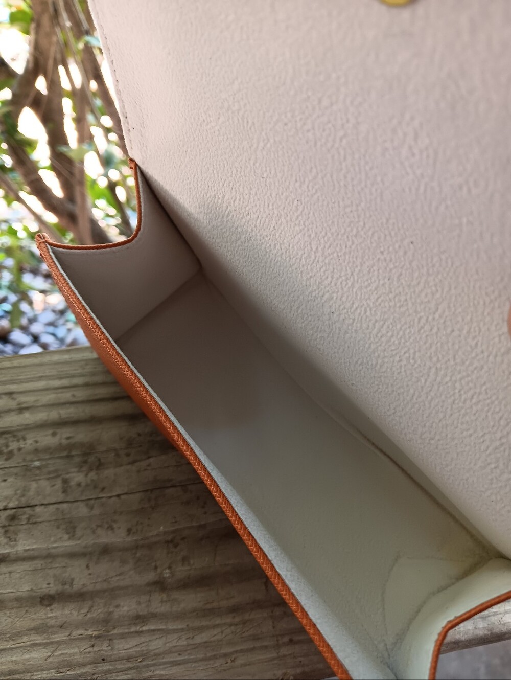 Tory Burch Pumpkin Spice Leather Sunglasses Case - Picture 4 of 5